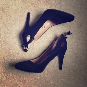 4" faux suede black heels